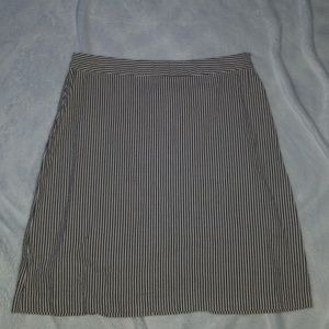 Seersucker skirt suit